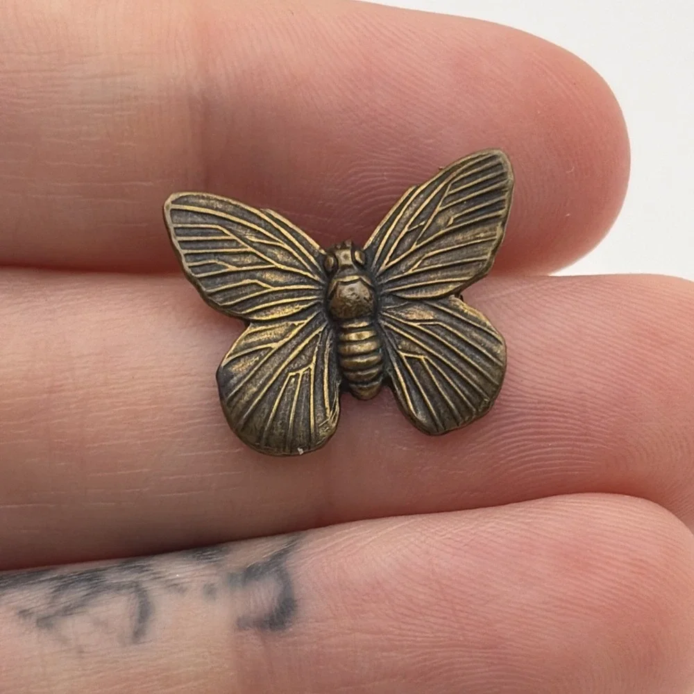 Butterfly Insect Bronze Tone Lapel Hat Pin